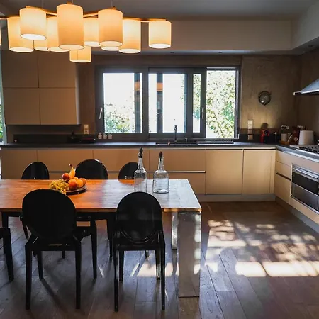 Lithos Villa